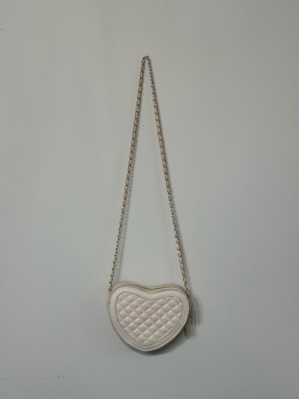 Quilted Heart Crossbody Bag in Cream